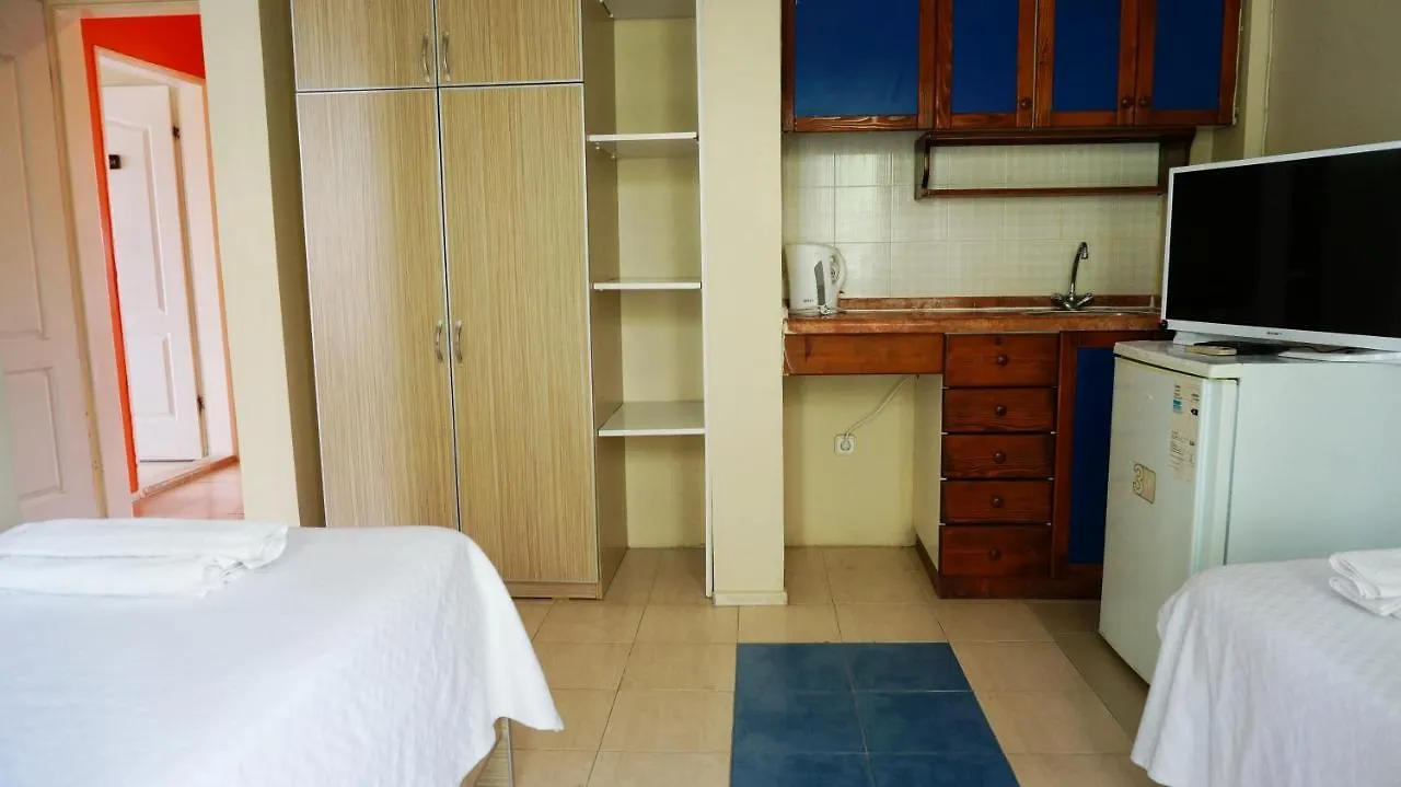 Marigold Otel Cesme Hostel