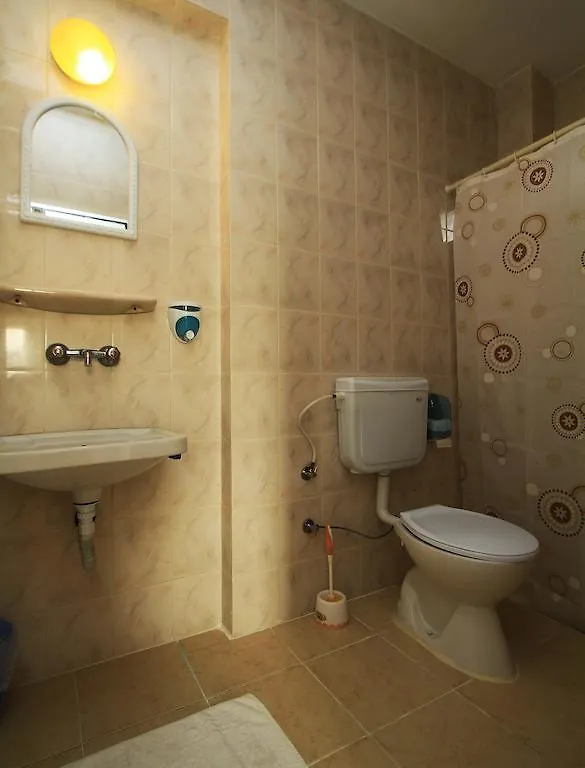 Marigold Otel Cesme Hostel