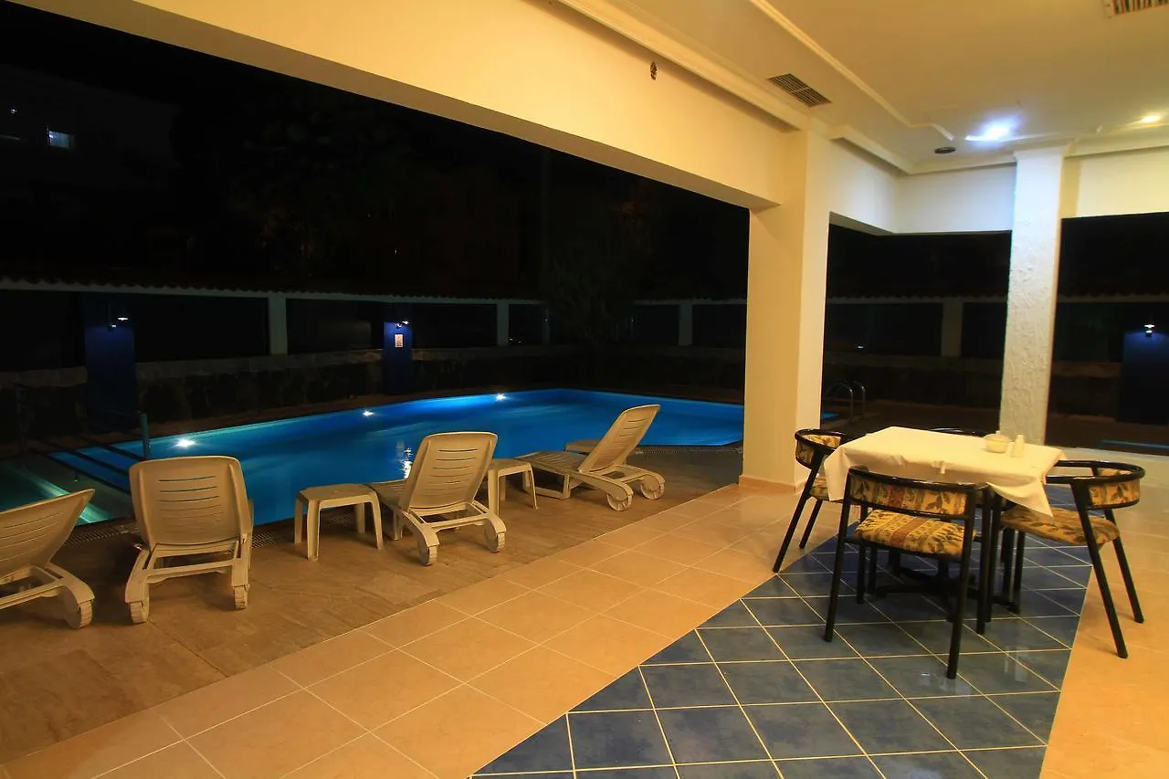 Marigold Otel Cesme