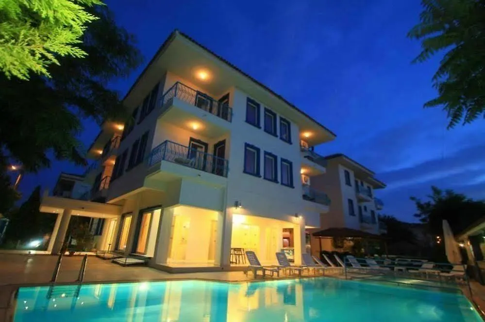 Marigold Otel Cesme